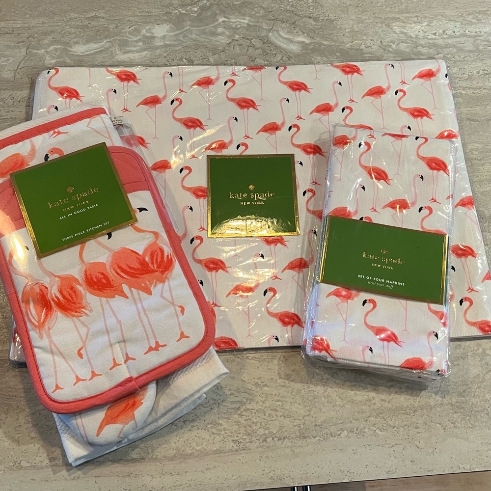 Kate Spade Strut Your Stuff Flamingo Kitchen Linen Bundle - NWT